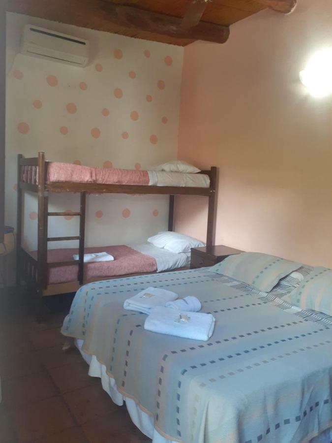 Hostal Candelaria Cafayate Zewnętrze zdjęcie