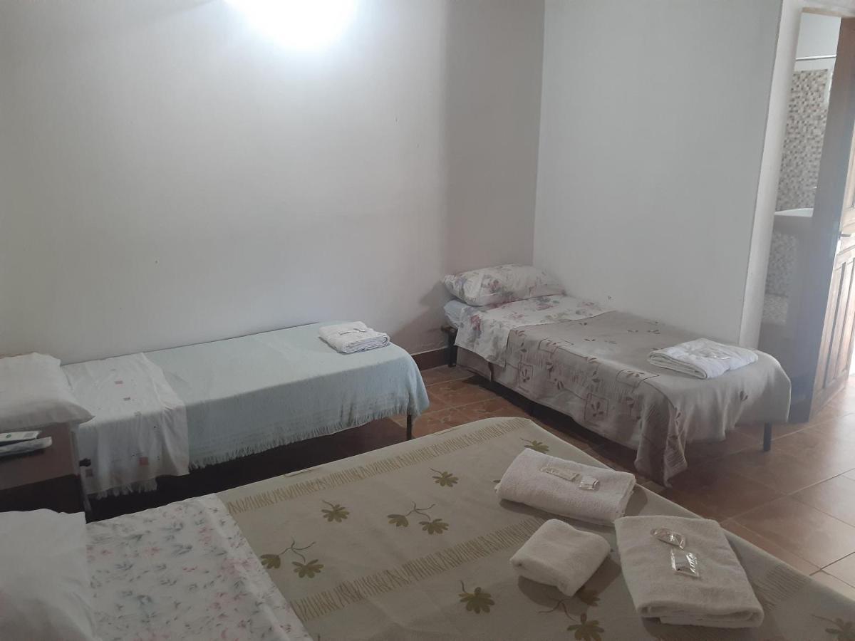Hostal Candelaria Cafayate Zewnętrze zdjęcie